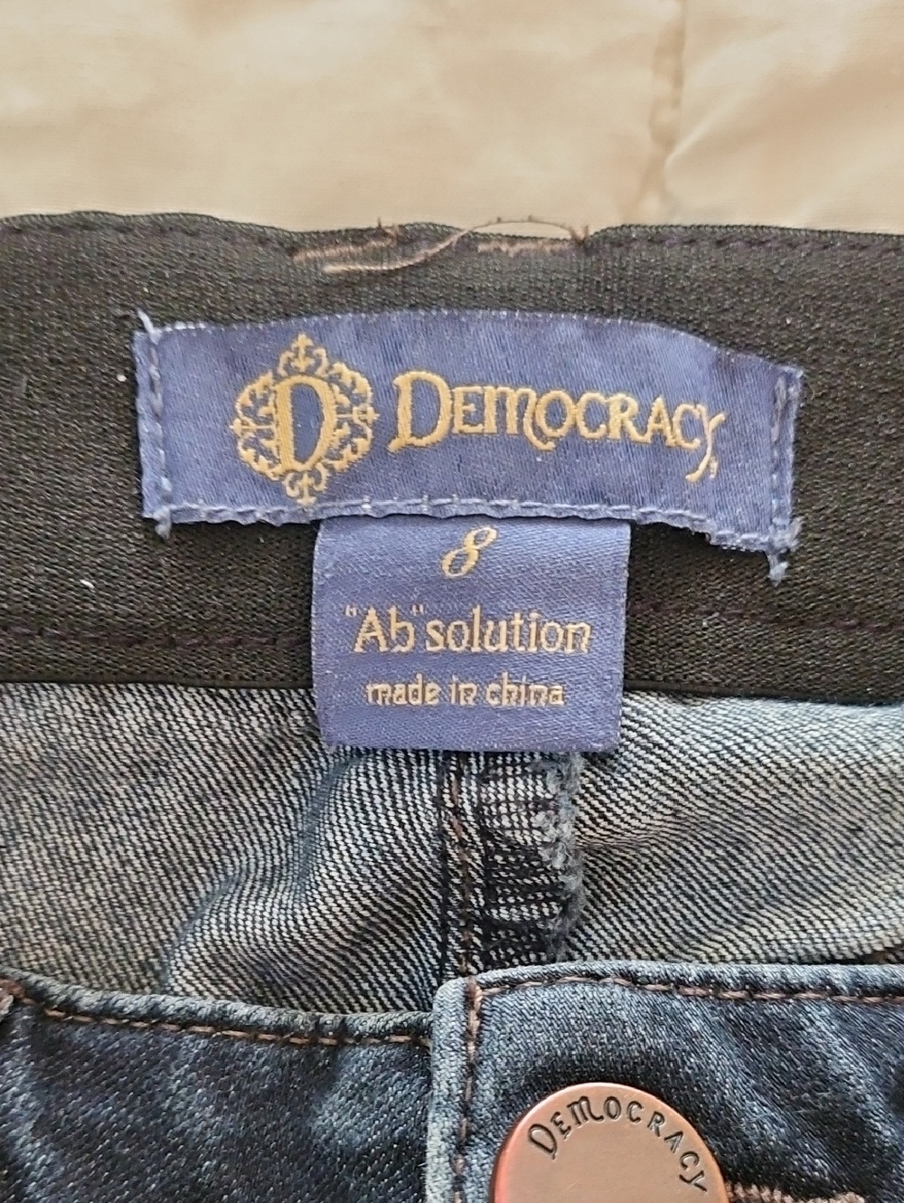 Democracy "Ab" Solution Skinny Jeans w/ Comfort Waistband Size 8 - Picture 6 of 7
